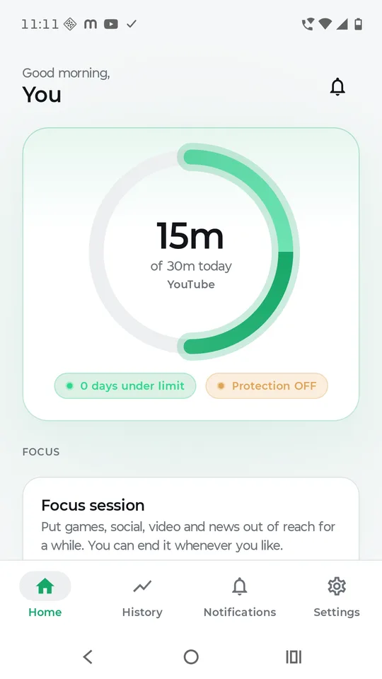 Sworn home screen: a ring showing 15 minutes used of a 30 minute daily YouTube limit, with a streak counter.